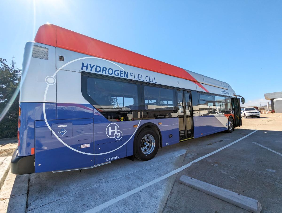 FCEB at the SamTrans North Base facility in South San Francisco.